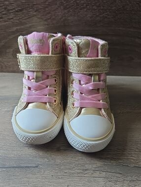 Girl's Glitter Gold High-Top Sneakers with Pink Accents,size 8 Brand Weestep